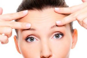 आपके मस्तक पर लिखा है आपकी उम्र का राज